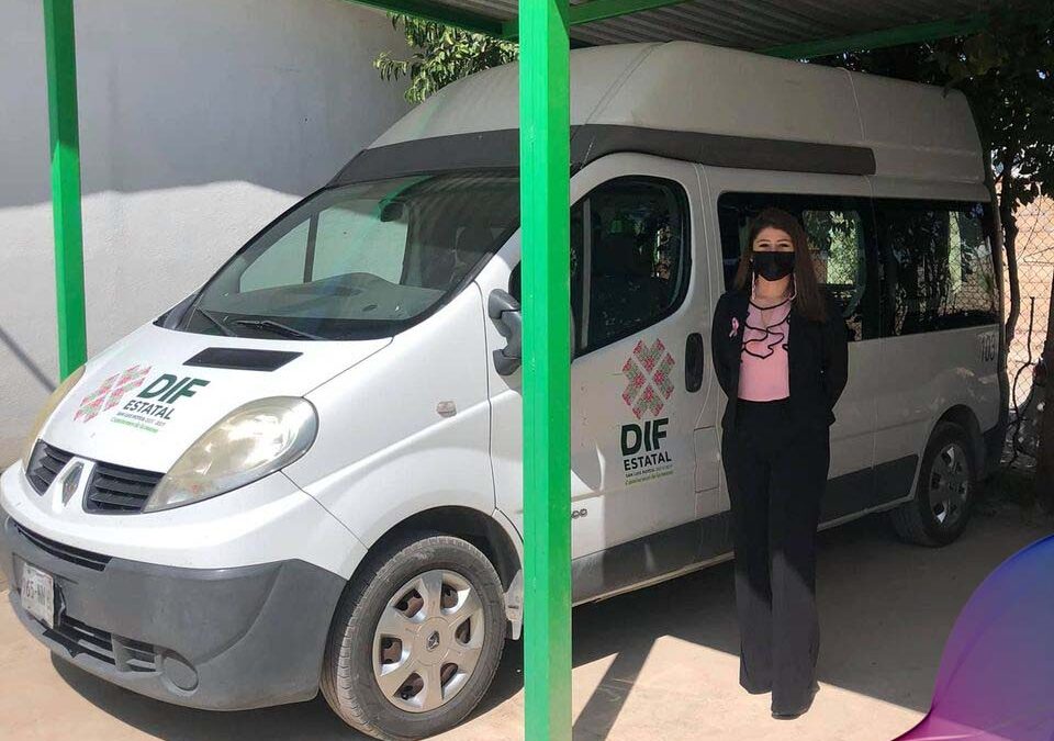 Gestiona Presidenta del DIF Municipal Vehículos Adaptados