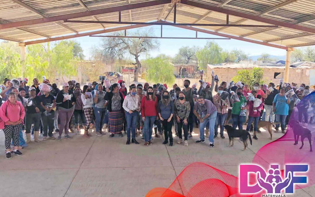 Donativo de prendas DILTEX (Diltex brands planta Matehuala )