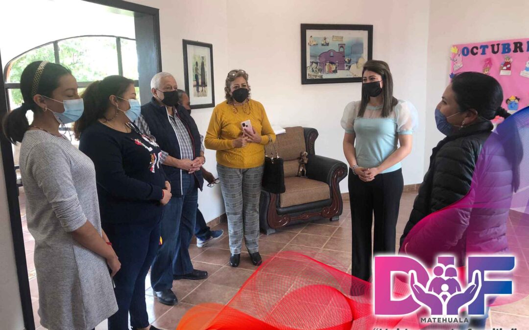 Donación del premio obtenido al Asilo de Ancianos