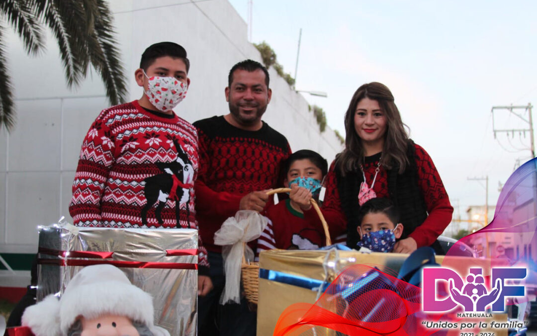 Primer desfile navideño Administración 2021-2024