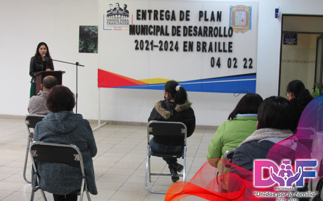 CRI MATEHUALA RECIBE PLAN MUNICIPAL DE DESARROLLO EN BRAILLE