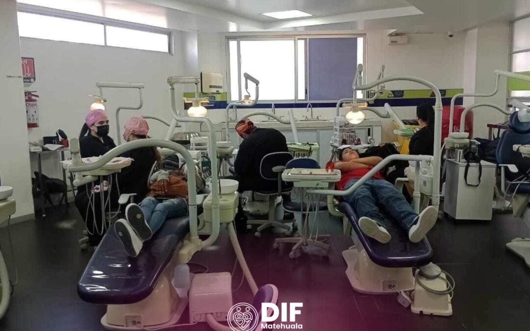 Presidenta del SMDIF Renueva Convenio con Universidad Cuauhtémoc para Fortalecer Salud Dental en Matehuala