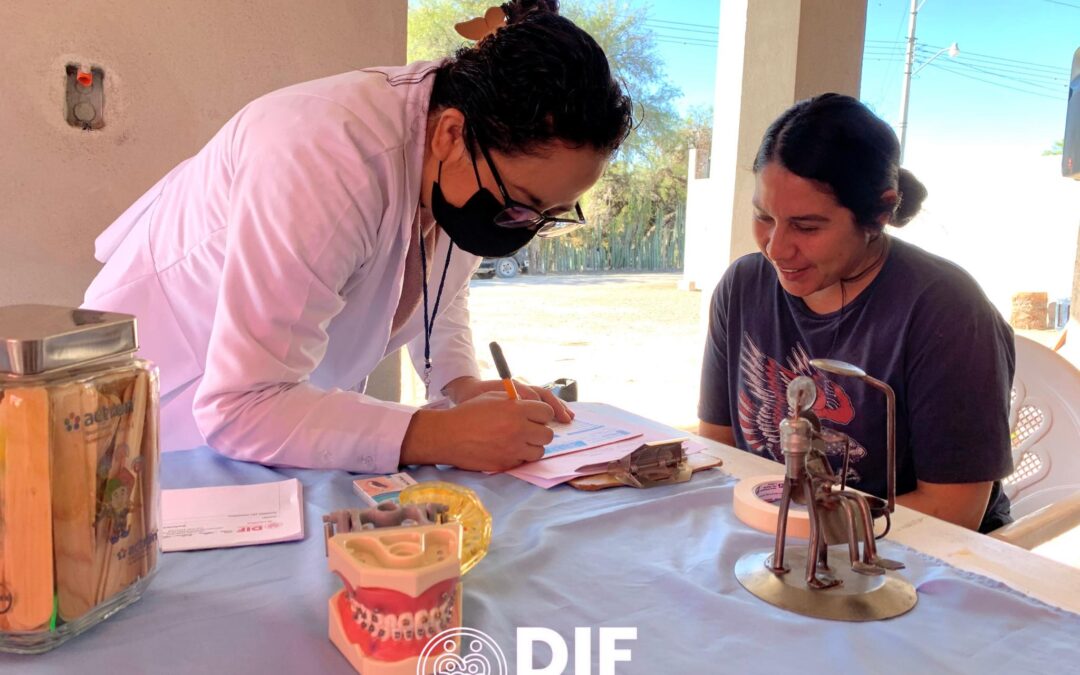 Lleva la presidenta del Sistema Municipal DIF, Lic. Zoraira Hernández de los Reyes, brigada médica a la comunidad de “La Caja”