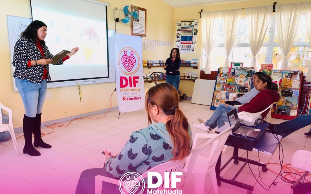 Presidenta del SMDIF promueve derechos de los niños y obligaciones de los padres en el Jardín de Niños “Héroes Potosinos”