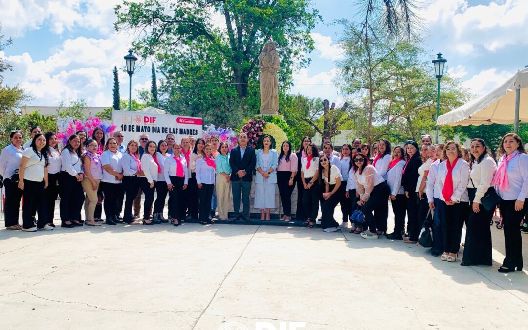 DIF Matehuala Celebra Acto Conmemorativo Del Dia De Las Madres